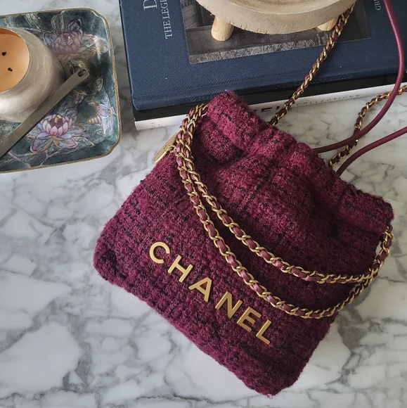 Chanel Mini 22 - Picture 16 of 16